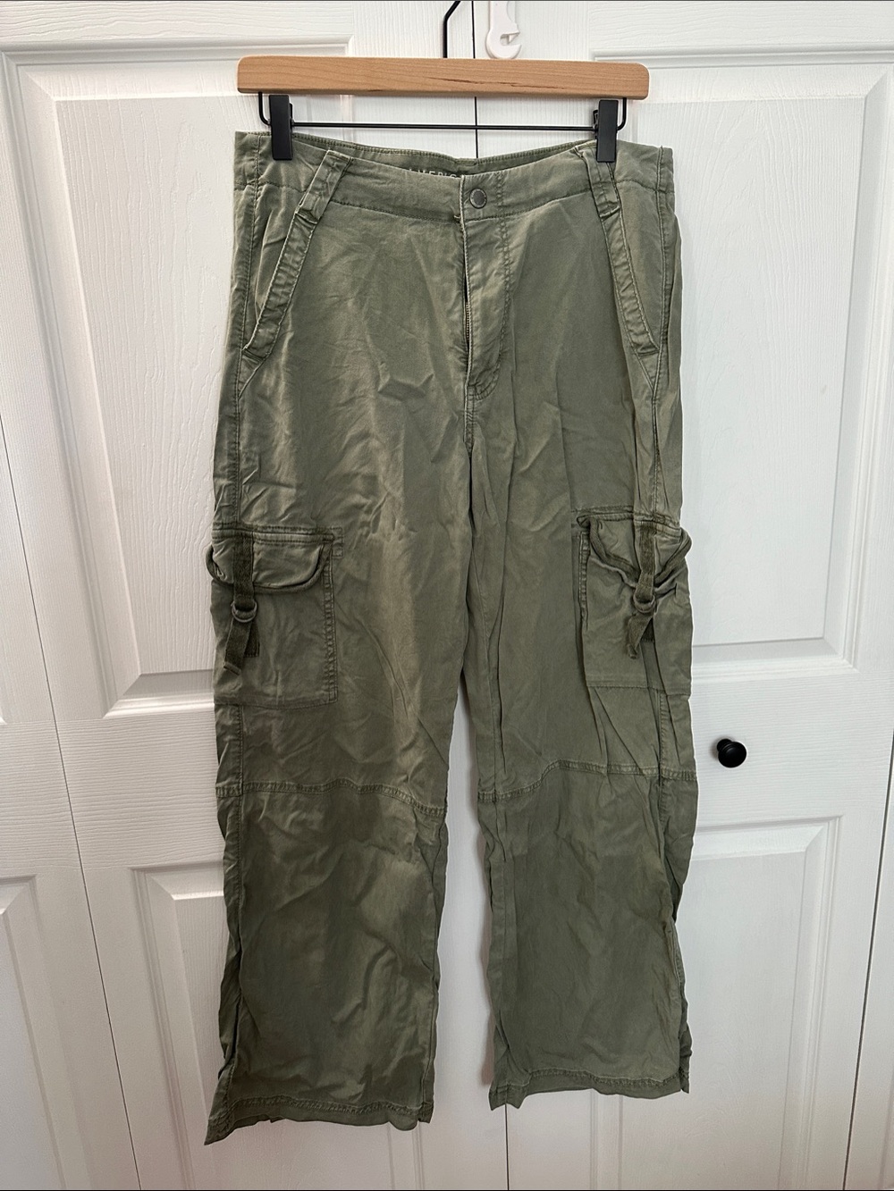 Women’s Olive Green Cargo Pants